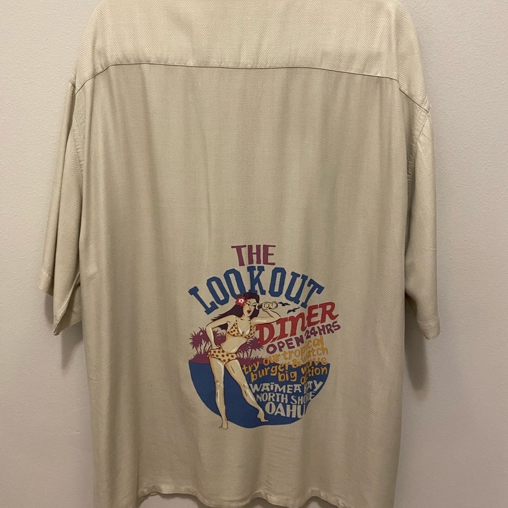 Men’s  CAMPIA XL short sleeve button down shirt in beige with diner logo. - Picture 9 of 12